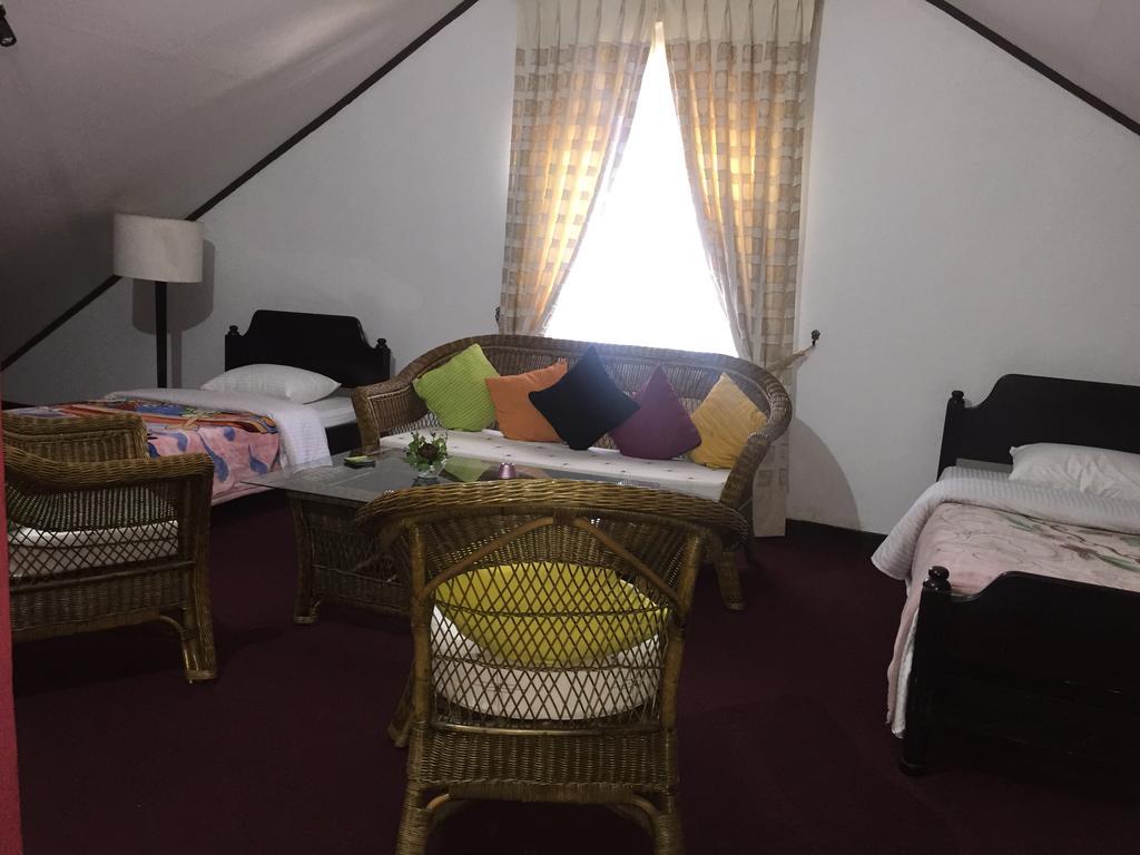 Perera Homestay ヌワラ・エリヤ エクステリア 写真
